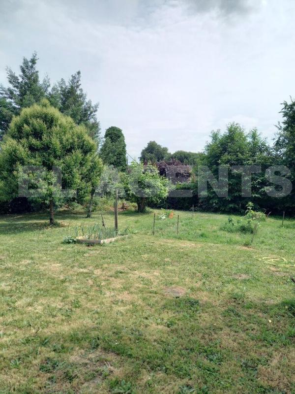 Maison ancienne - 300 m² - 11 pièces