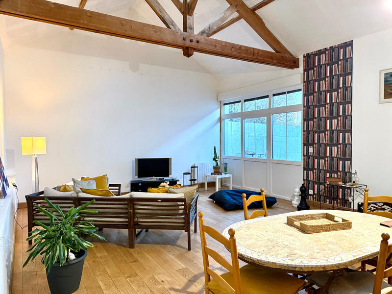 Maison - 137 m² - 5 pièces