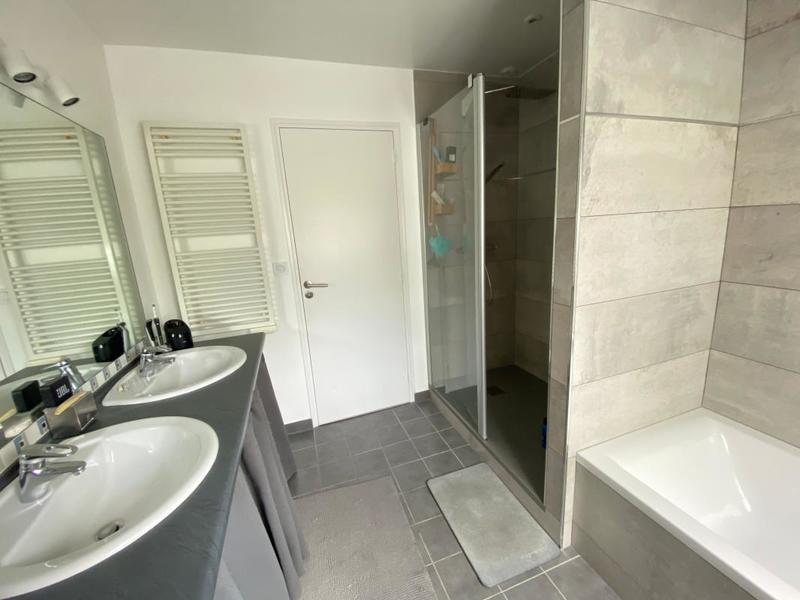 Maison - 143 m² - 6 pièces