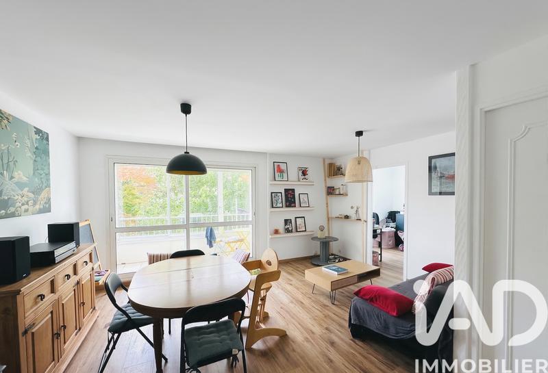 Appartement - 93 m² - 5 pièces