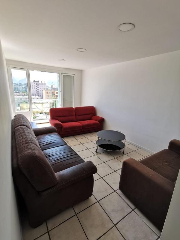 Appartement - 67 m² - 4 pièces