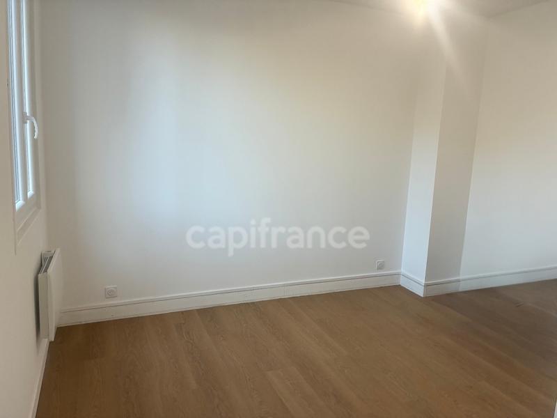 Maison - 147 m² - 9 pièces