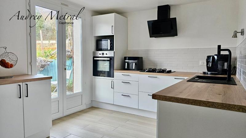 Maison de village - 100 m² - 4 pièces