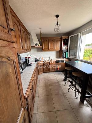 Maison - 85 m² - 5 pièces