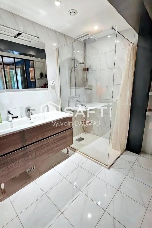 Maison - 133 m² - 5 pièces