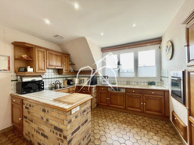 Appartement - 136 m² - 5 pièces