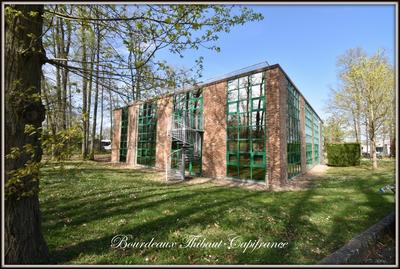 Bureau - 2 400 m²