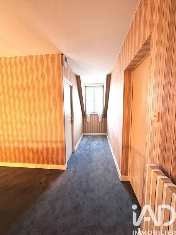 Maison - 316 m² - 8 pièces