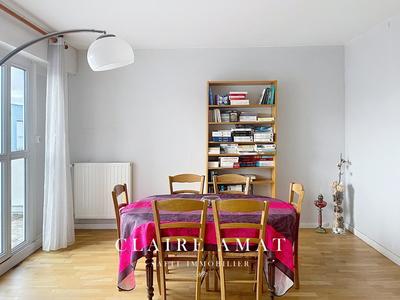 Appartement - 89 m² - 4 pièces