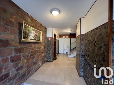 Appartement - 100 m² - 5 pièces