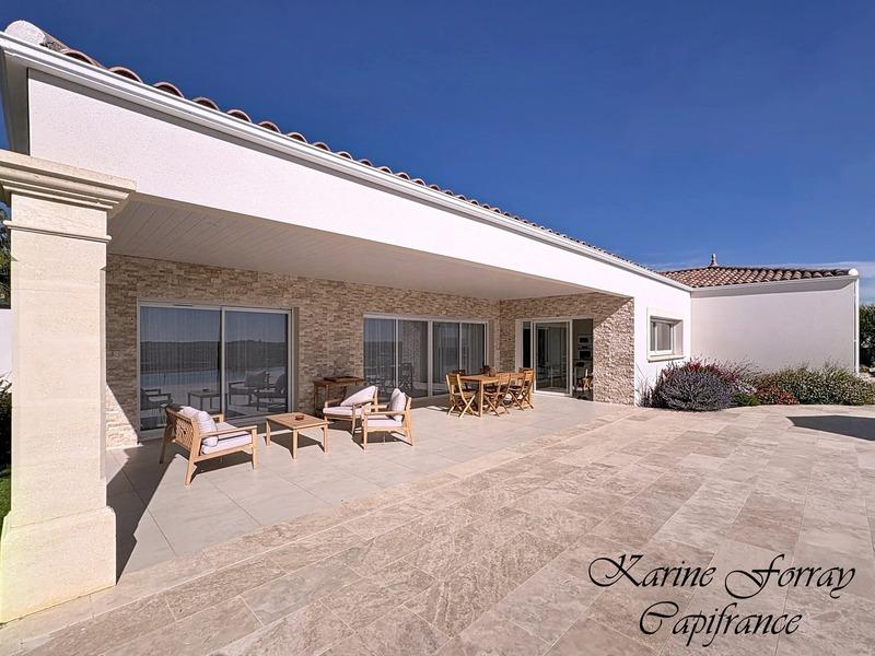 Maison - 174 m² - 6 pièces