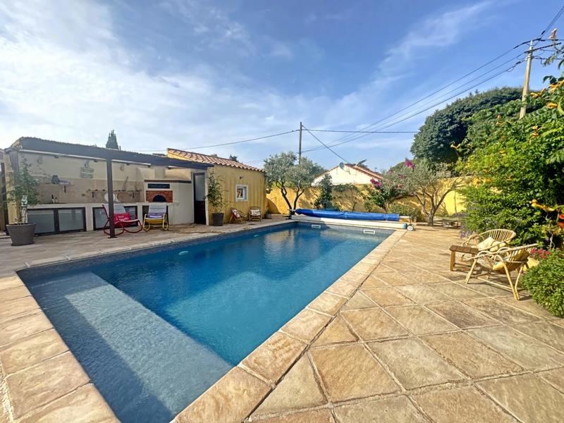 Maison - 107 m² - 5 pièces