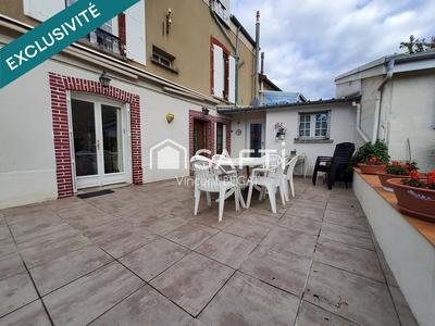 Maison - 156 m² - 8 pièces