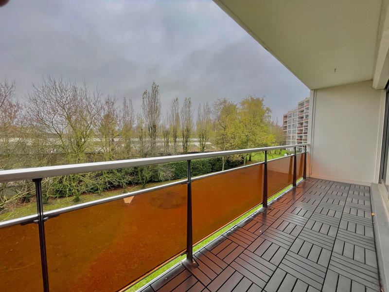 Appartement - 93 m² - 4 pièces