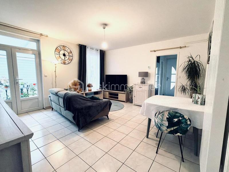 Maison traditionnelle - 80 m² - 4 pièces