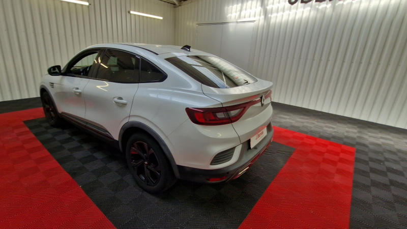 Renault Arkana R.S. Line E-Tech 145 -21b