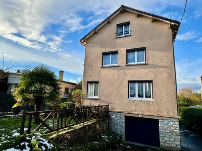 Maison - 126 m² - 7 pièces