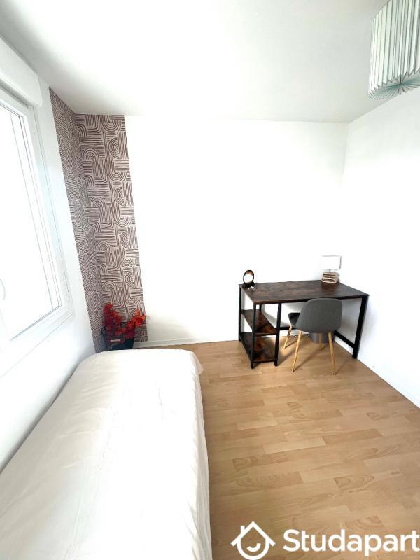 Chambre - 13 m² - 1 pièce