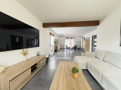 Maison - 181 m² - 7 pièces