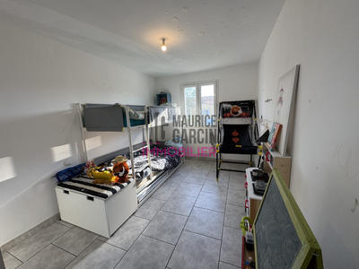 Maison - 81 m² - 4 pièces