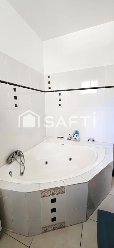 Villa - 167 m² - 6 pièces