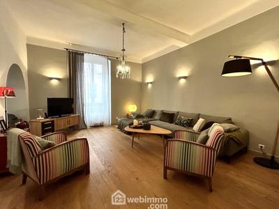 Appartement - 138 m² - 5 pièces