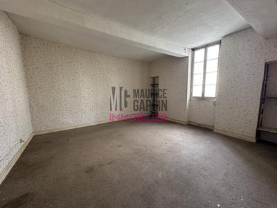 Maison ancienne - 170 m² - 7 pièces