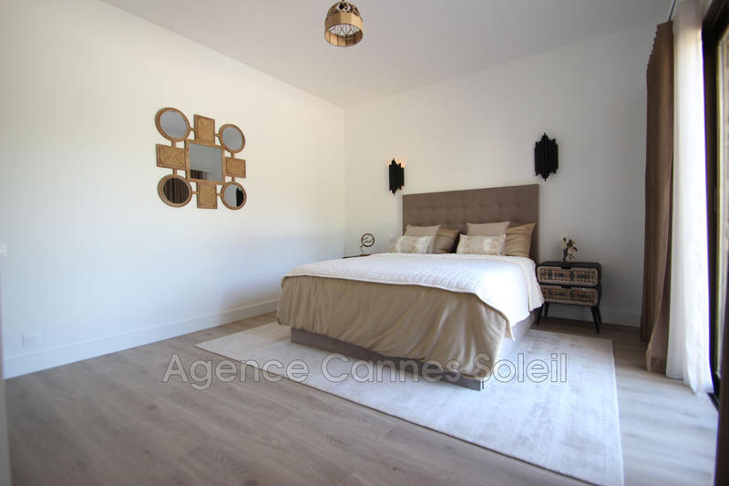 Villa - 165 m² - 6 pièces