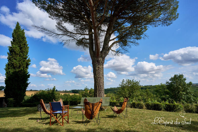 Bastide - 301 m² - 9 pièces