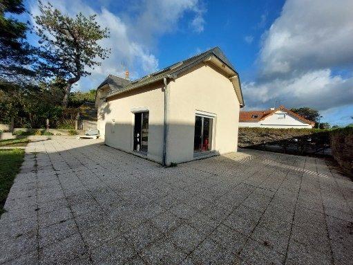 Maison - 84 m² - 6 pièces