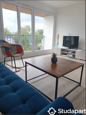 Chambre - 9 m² - 1 pièce