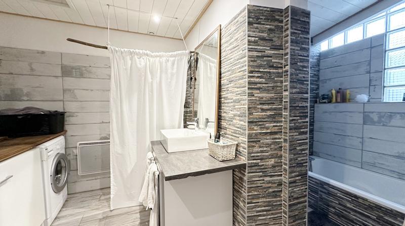 Maison de ville - 180 m² - 7 pièces