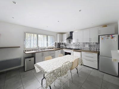 Maison - 104 m² - 5 pièces