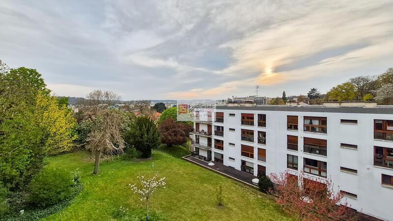 Appartement - 152 m² - 5 pièces