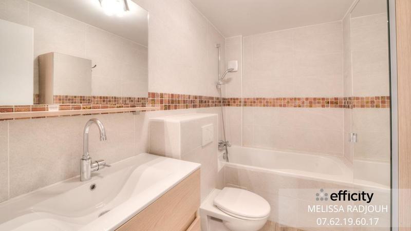 Maison - 202 m² - 7 pièces