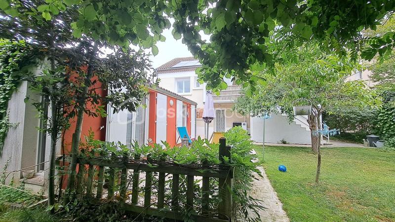 Maison - 175 m² - 8 pièces