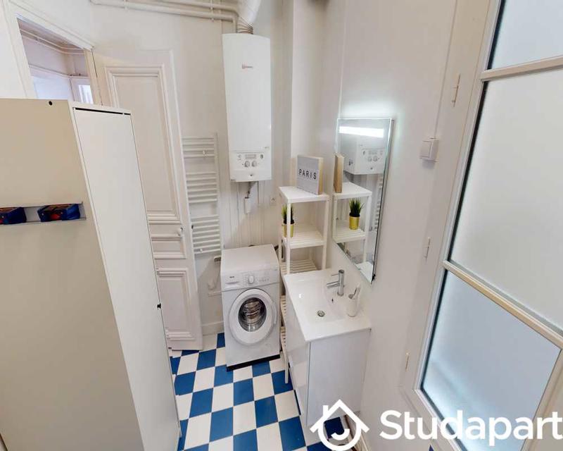 Chambre - 80 m² - 1 pièce