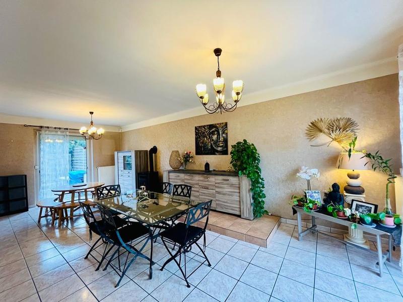 Maison de maîtres - 180 m² - 6 pièces