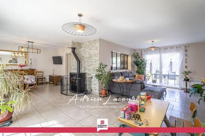 Maison - 143 m² - 6 pièces