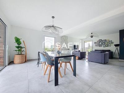 Maison - 125 m² - 4 pièces