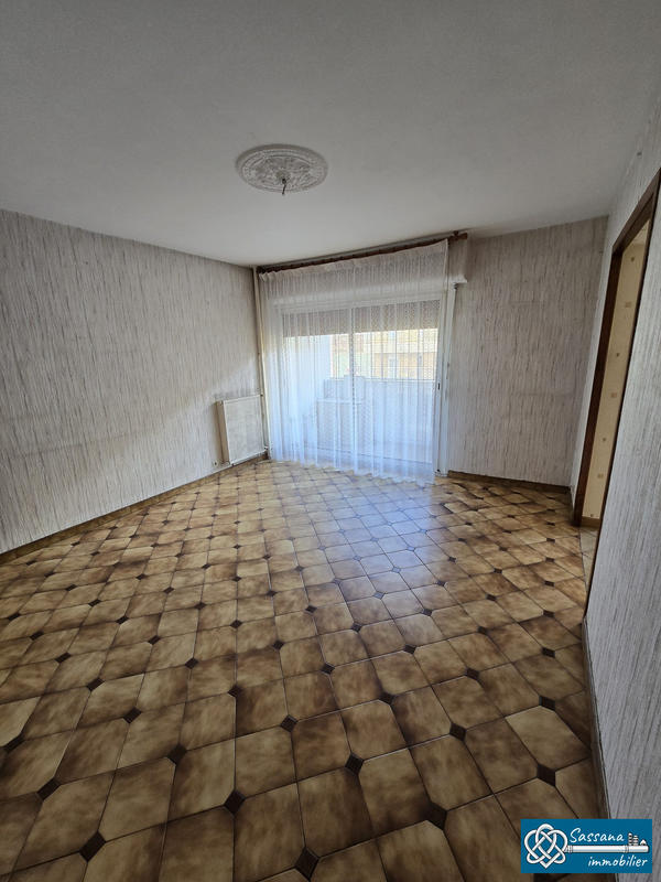 Appartement - 80 m² - 4 pièces