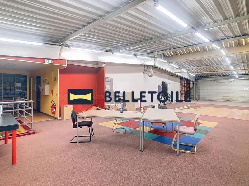 Local commercial - 2 657 m²