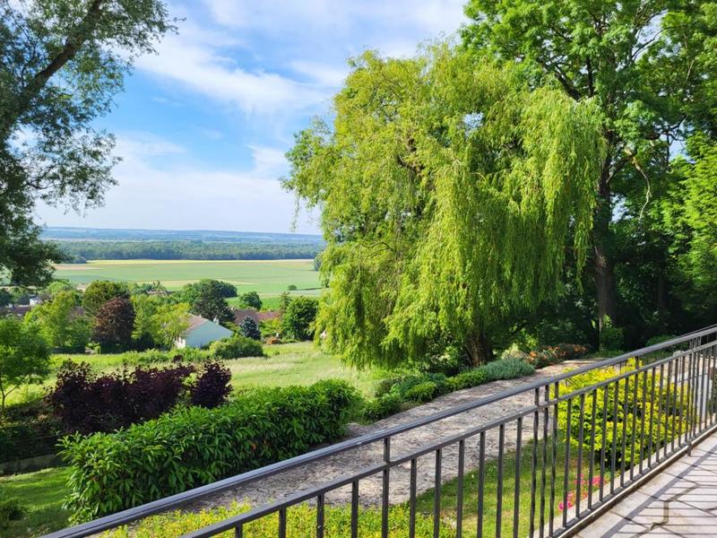 Maison - 180 m² - 8 pièces