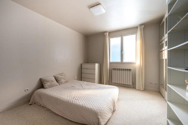 Maison - 158 m² - 10 pièces