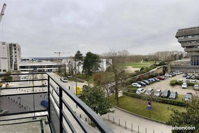 Duplex - 90 m² - 5 pièces