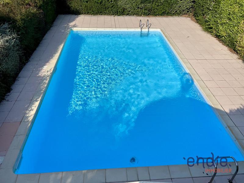 Maison - 122 m² - 6 pièces