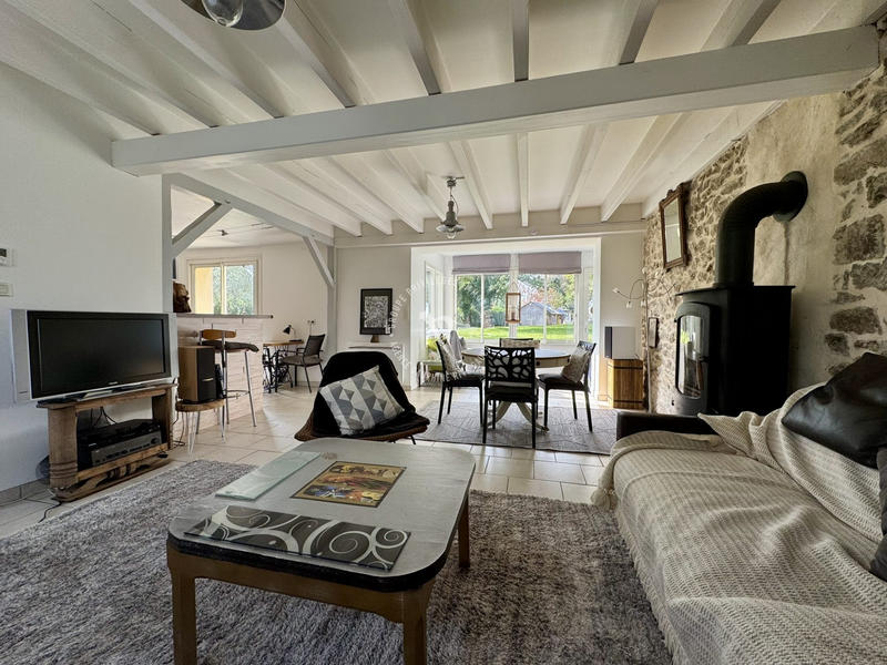 Maison - 123 m² - 6 pièces