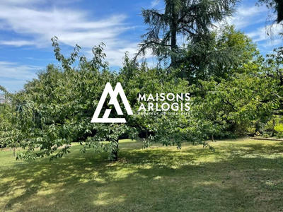 Terrain constructible - 605 m²