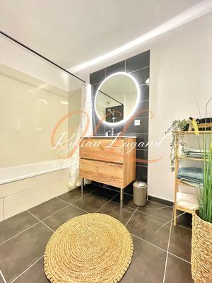 Appartement - 65 m² - 3 pièces