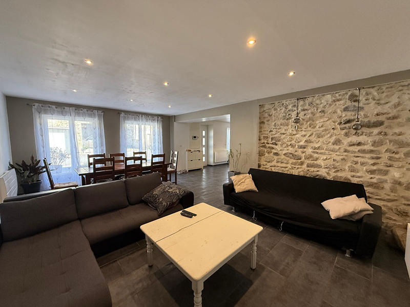 Maison - 152 m² - 5 pièces